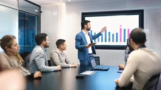 Administração + Extensão em Marketing Digital